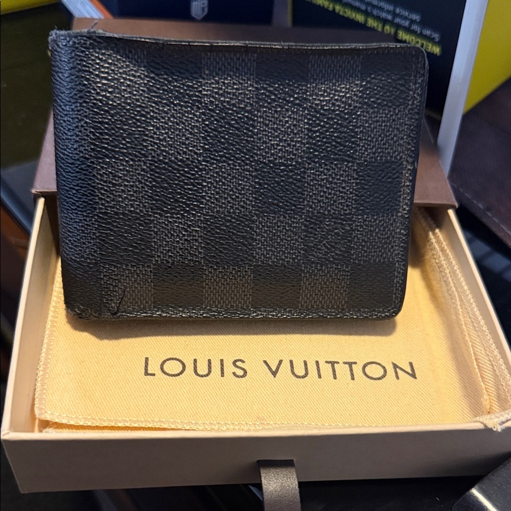 Louis Vuitton Damier Graphite Canvas Slender Wallet Pre loved/mon AM box/Dustbag